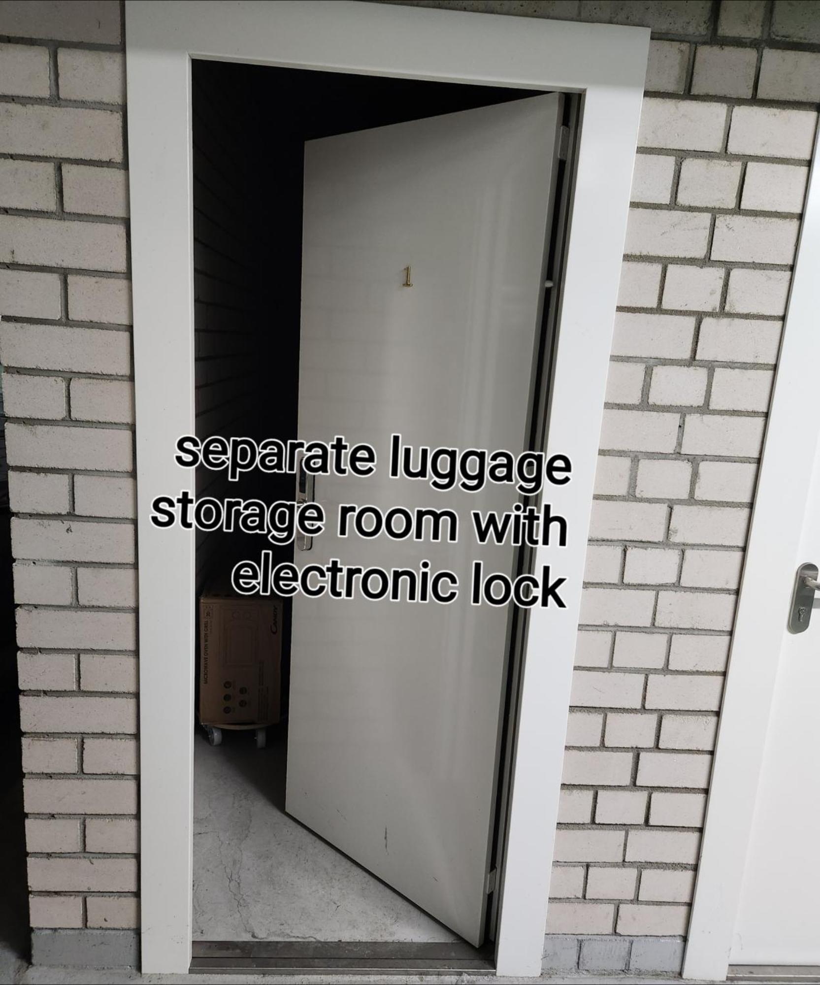 Happy Inn Egle, Self Check-In-24-7, A-C, Parking-In-The-Underground-Garage Vilnius Luaran gambar